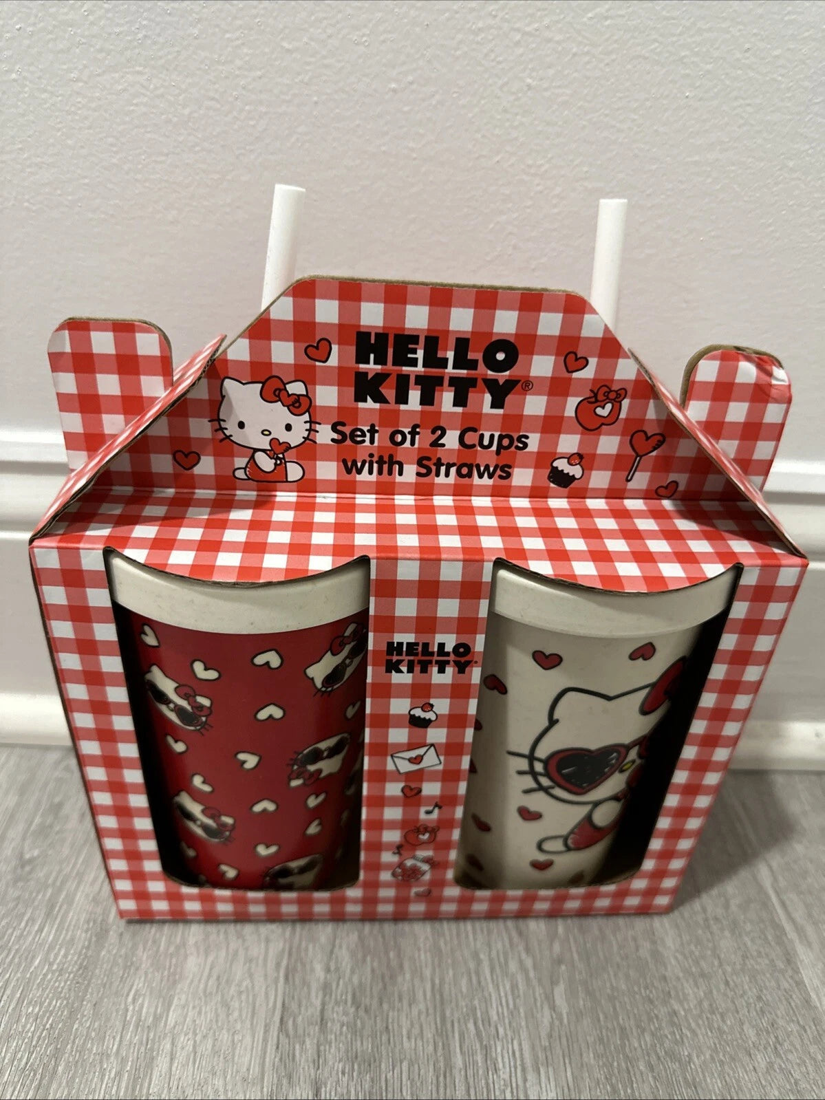Hello Kitty Valentines Tumbler/Set Of 2 Cups with Straws/Hearts, Heart Glasses. | eBay