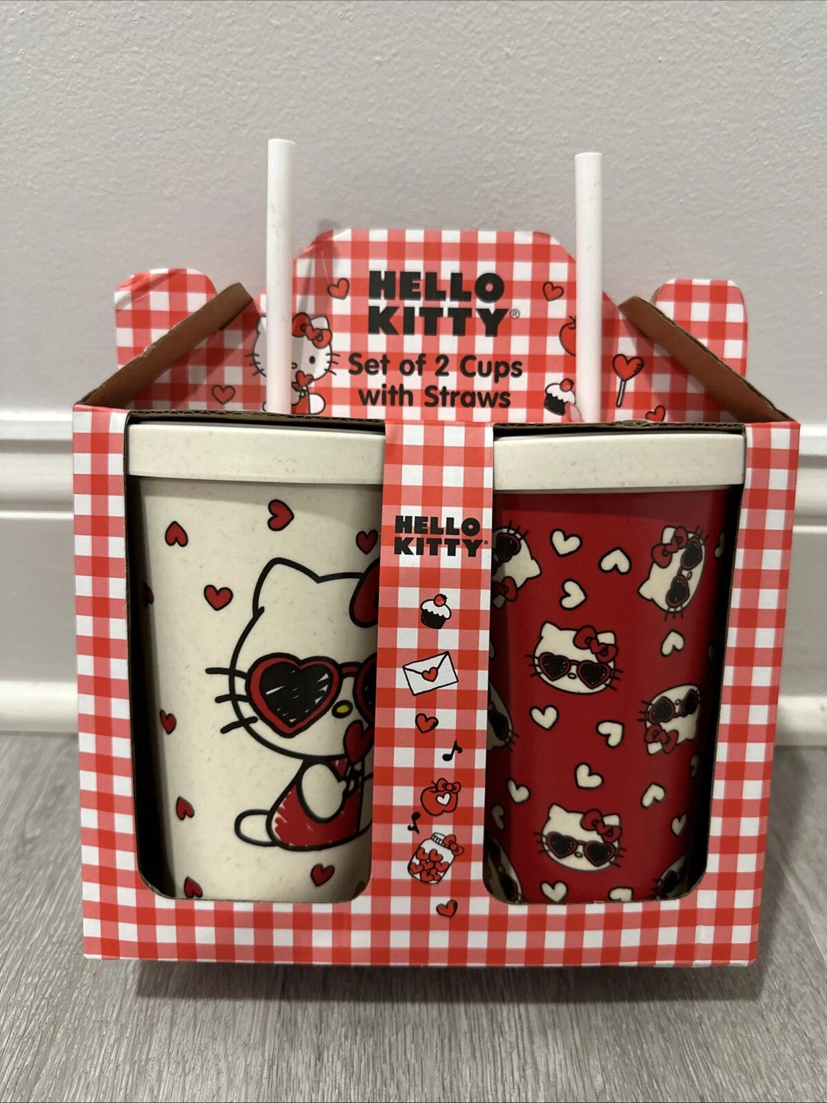 Hello Kitty Valentines Tumbler/Set Of 2 Cups with Straws/Hearts, Heart Glasses. | eBay
