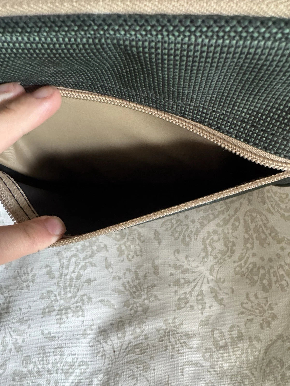 Picnic Backpack With Plastic Plates/plastic Wine Glasses For Party Of 4 | eBay