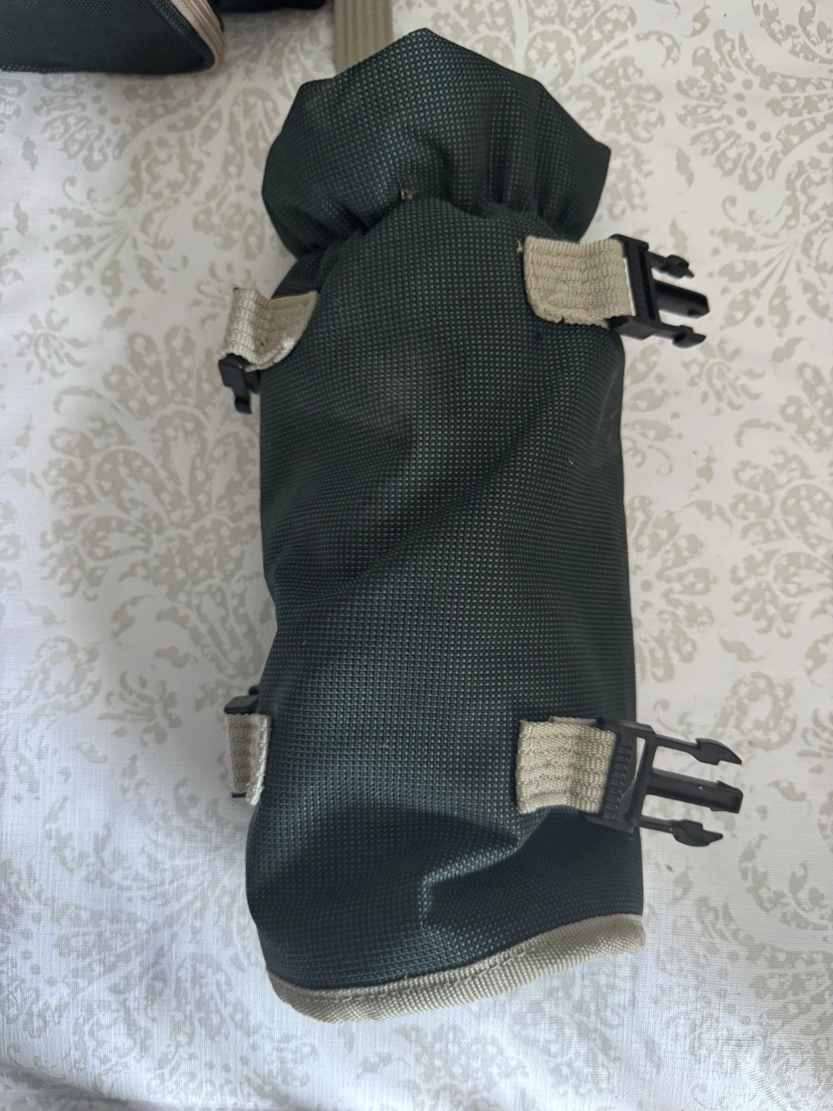 Picnic Backpack With Plastic Plates/plastic Wine Glasses For Party Of 4 | eBay