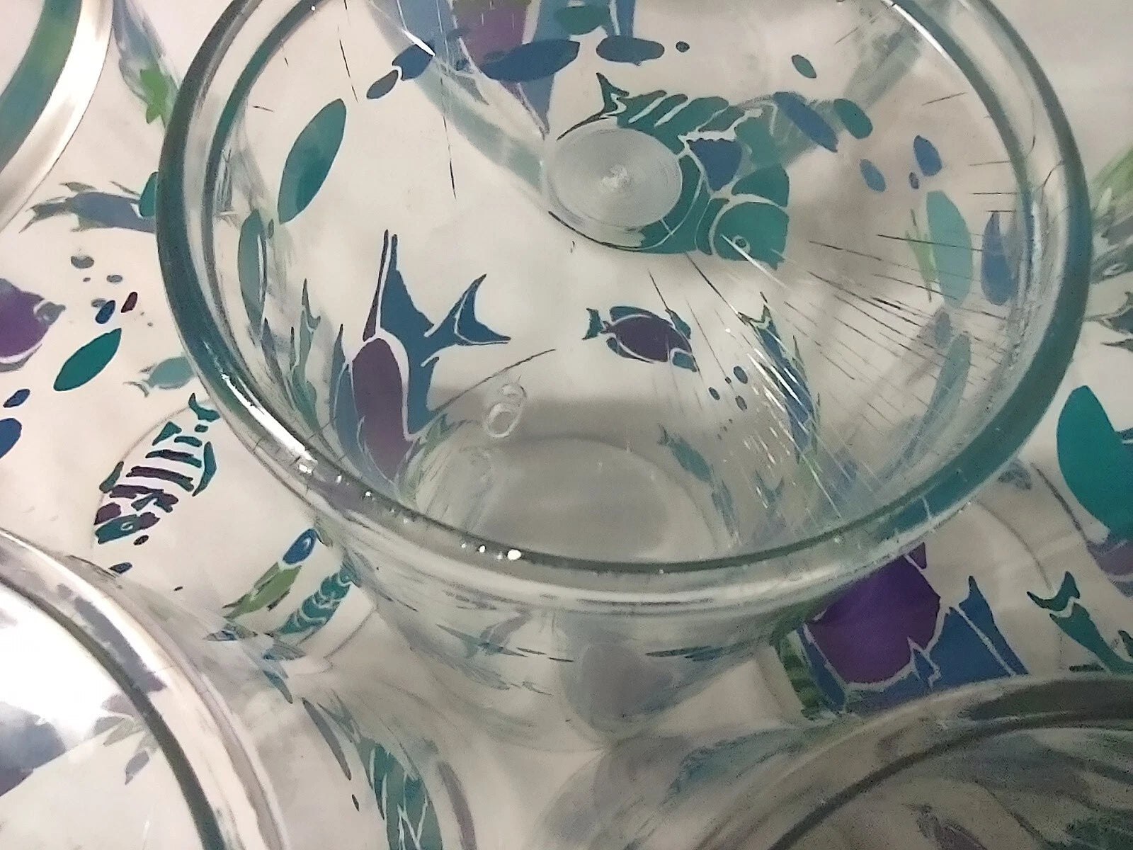 Tea Lemonade Pitcher With 5 6" Plastic Fish Design Glasses Outdoors Pool Side | eBay