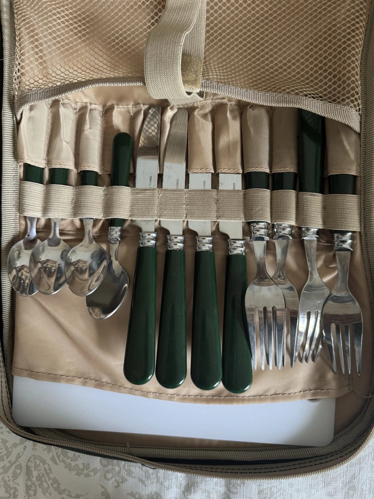 Picnic Backpack With Plastic Plates/plastic Wine Glasses For Party Of 4 | eBay