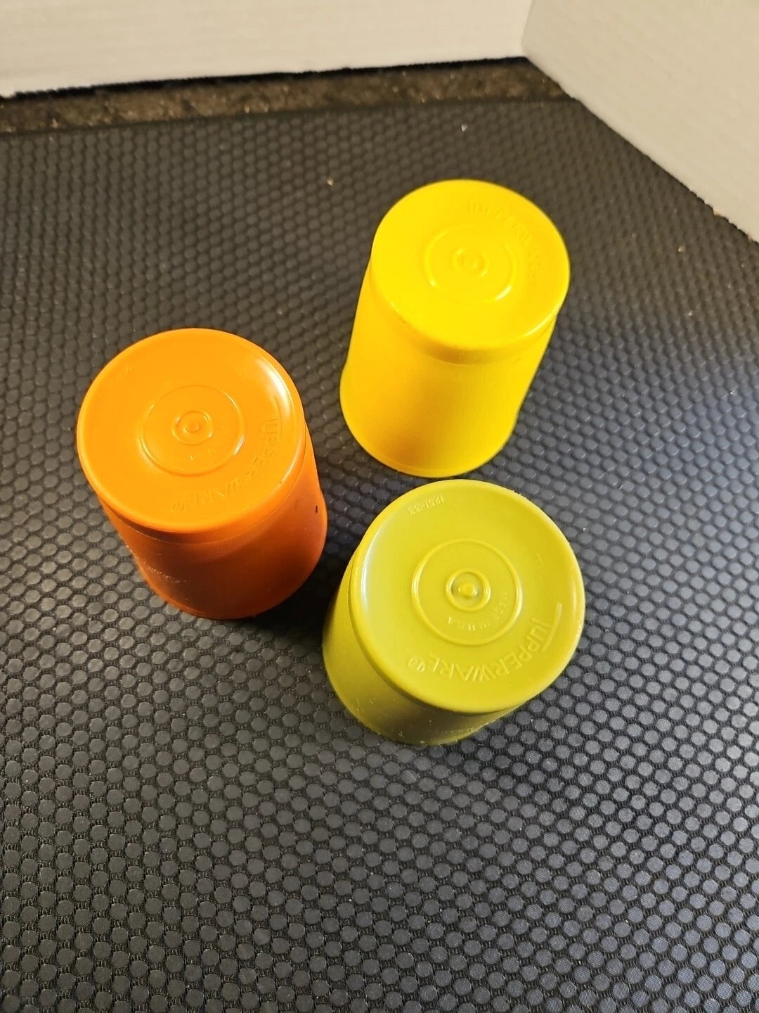 Vintage Tupperware Cups 6oz plastic 1251 Set of 3 Yellow Green Orange Clean! | eBay