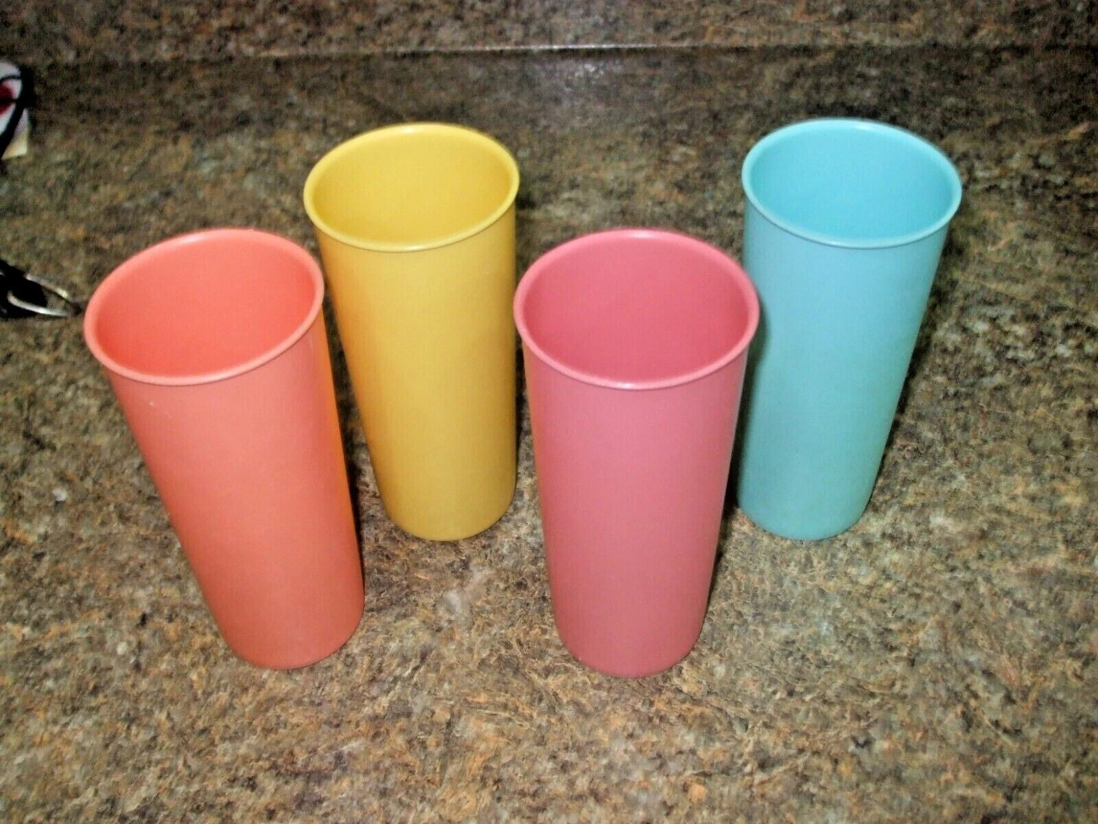 VTG TUPPERWARE LOT ~4 STRAIGHT SIDED TUMBLERS ~12 oz ~#115 ~SEAFOOD PASTEL ~VGC | eBay