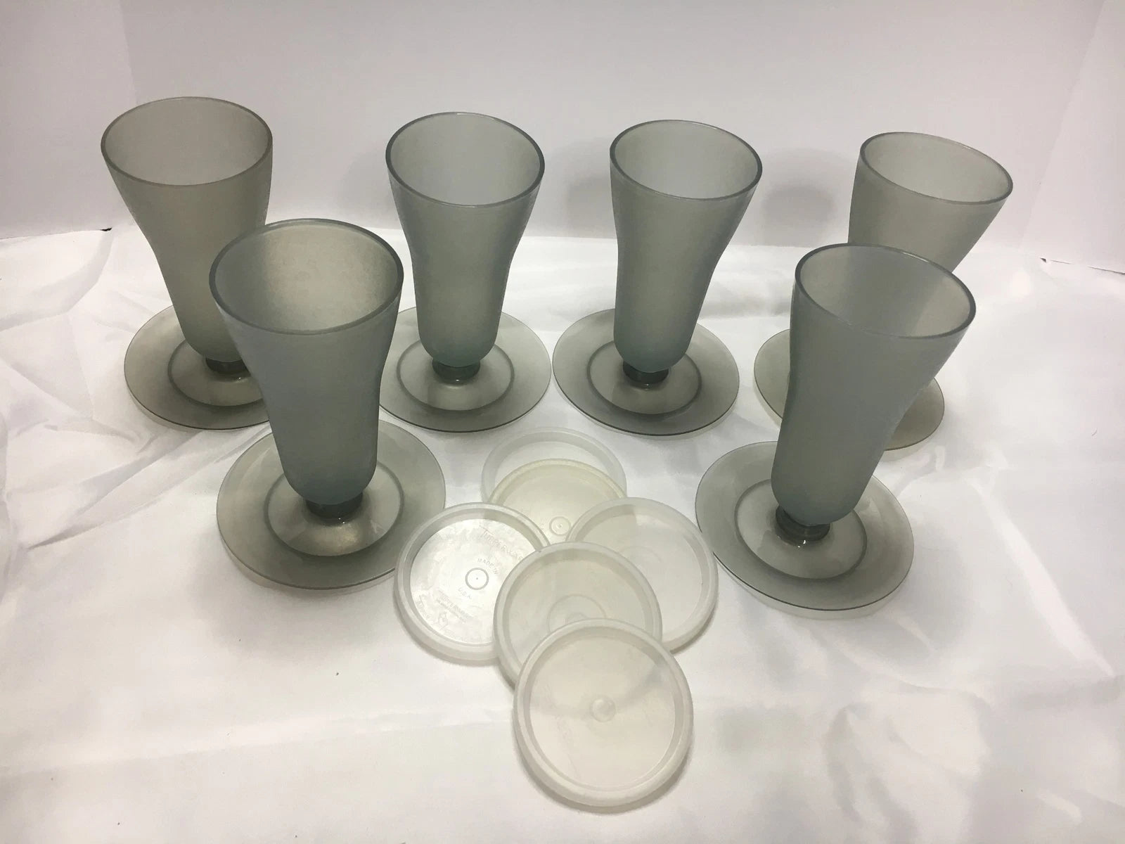 TUPPERWARE Vintage #754 Smoke Gray Tall Sundae Parfait Cups Set of 6 w/lids | eBay