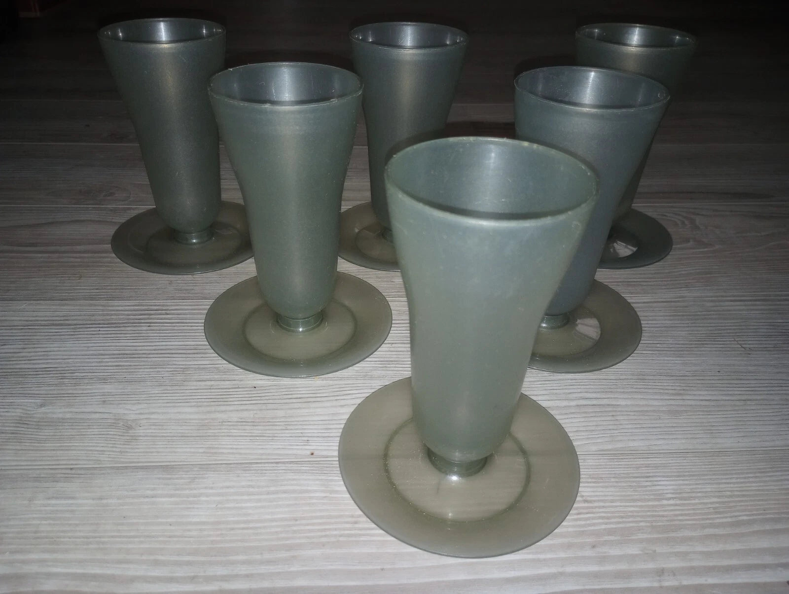 TheGudStuff: Vtg Tupperware 754-7 Grey Dessert Parfait Cup Set of 6 *NO LIDS* | eBay