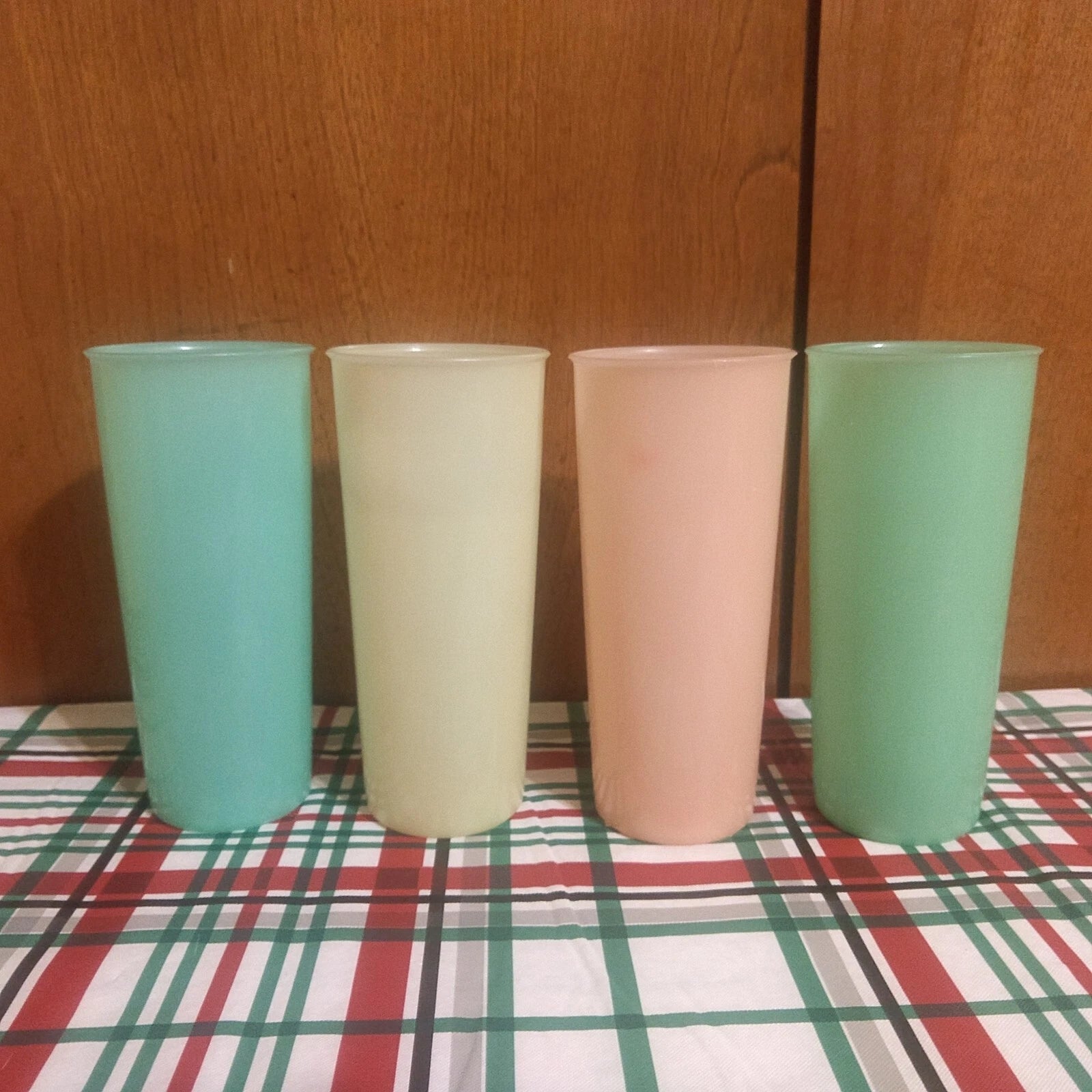 Vintage Tupperware Colorful Plastic Cups 6.5" Lot of 4 | eBay
