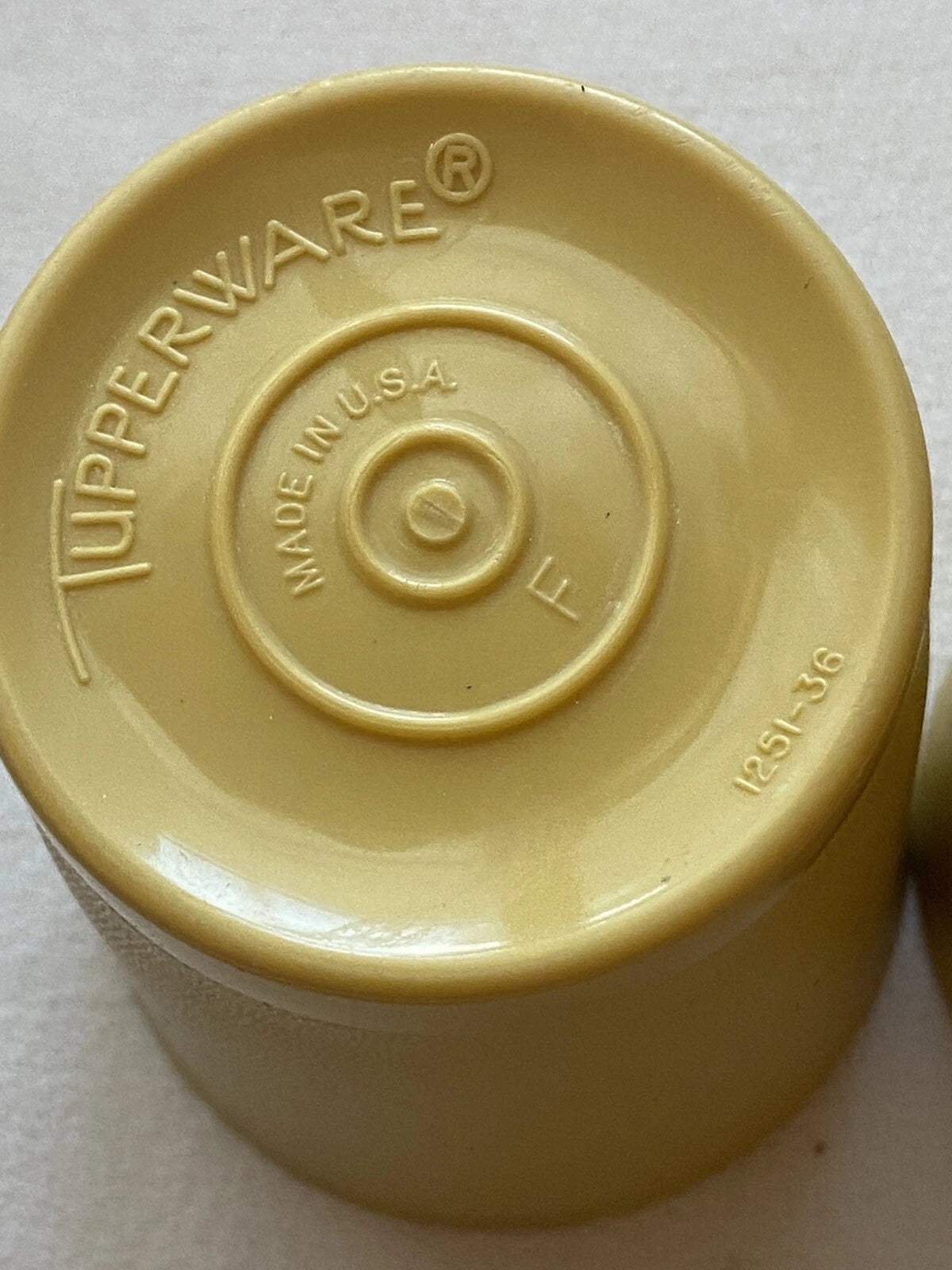 Vintage Tupperware (Set of 4) Harvest Gold 6 oz Tumblers Cups #1251 Retro READ | eBay