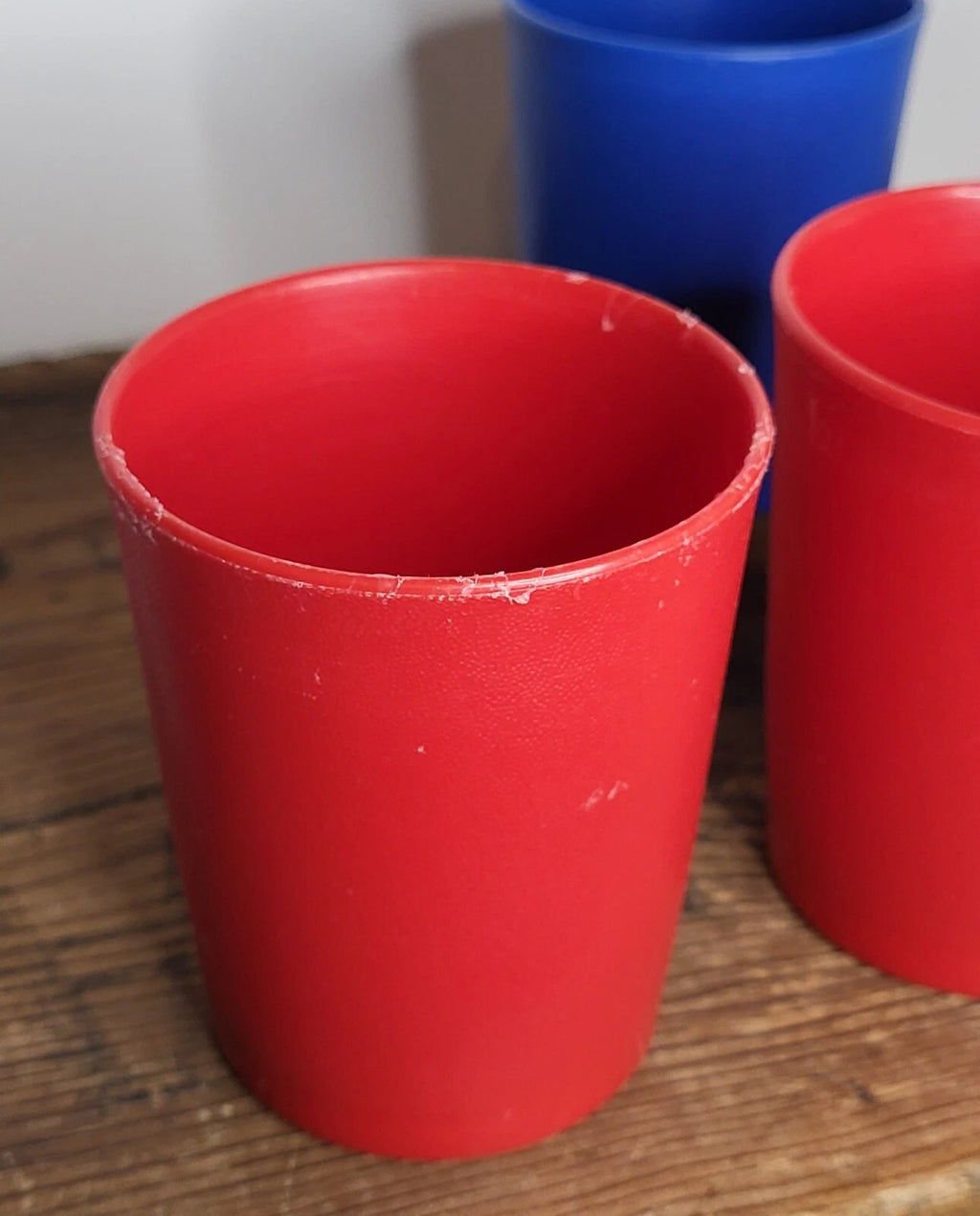 Vintage Set of 4 Tupperware #1251 Children's Tumblers 3 Primary Red 1 Bold Blue | eBay
