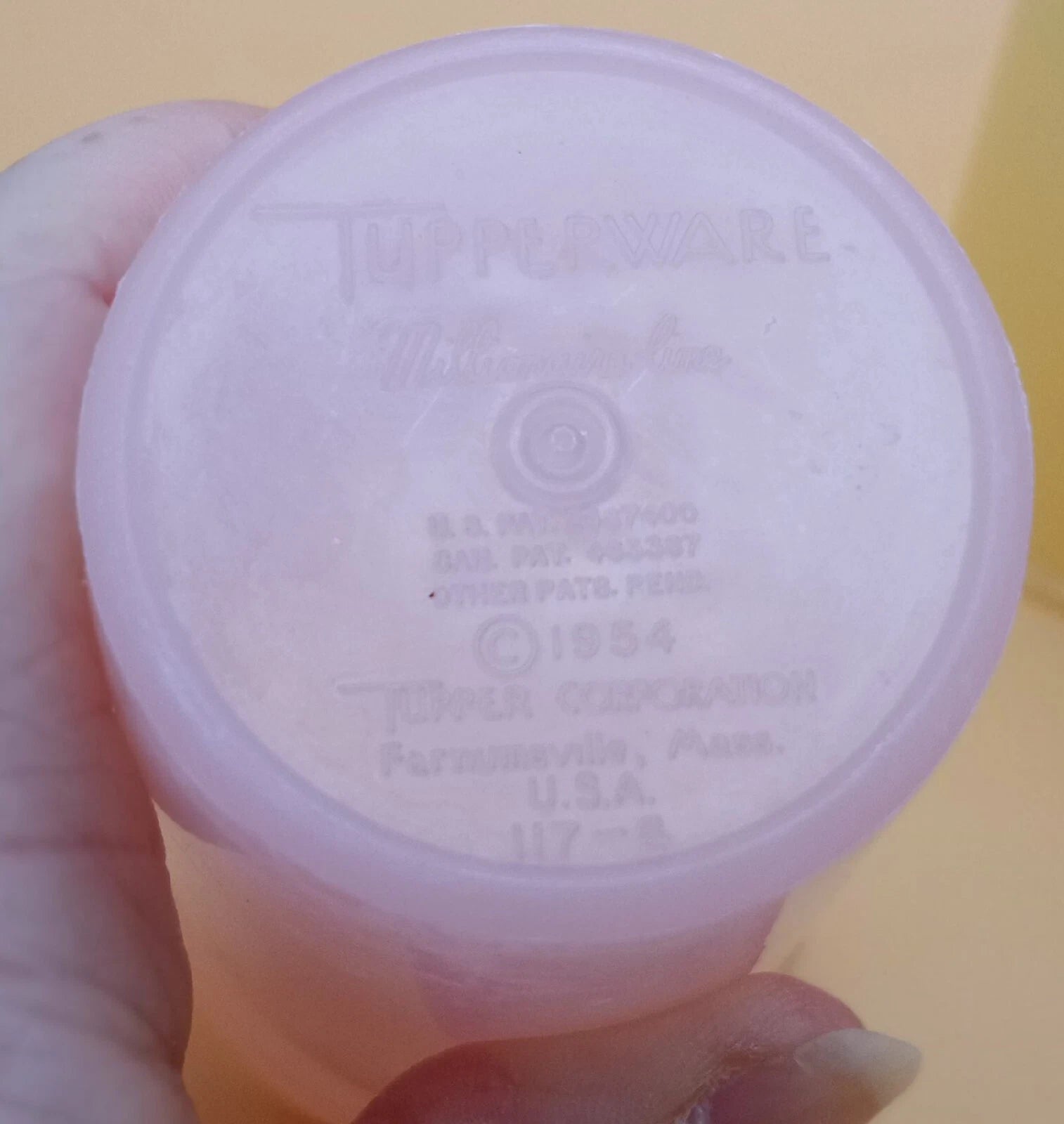 4 Tupperware Tumbler Drinking Cups 117 3 3/8" Small & Thin 6 oz, 1 smaller 3" | eBay