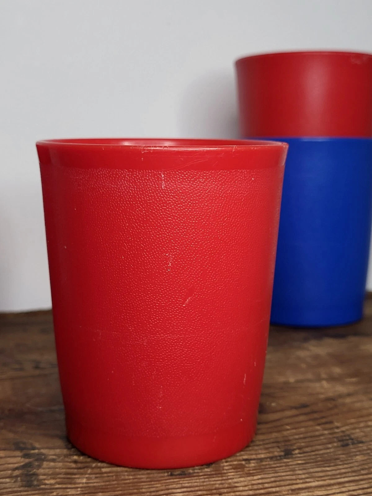 Vintage Set of 4 Tupperware #1251 Children's Tumblers 3 Primary Red 1 Bold Blue | eBay