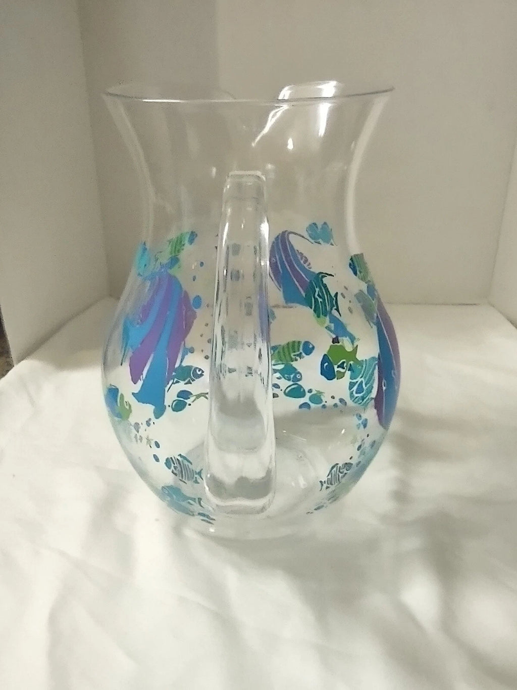 Tea Lemonade Pitcher With 5 6" Plastic Fish Design Glasses Outdoors Pool Side | eBay