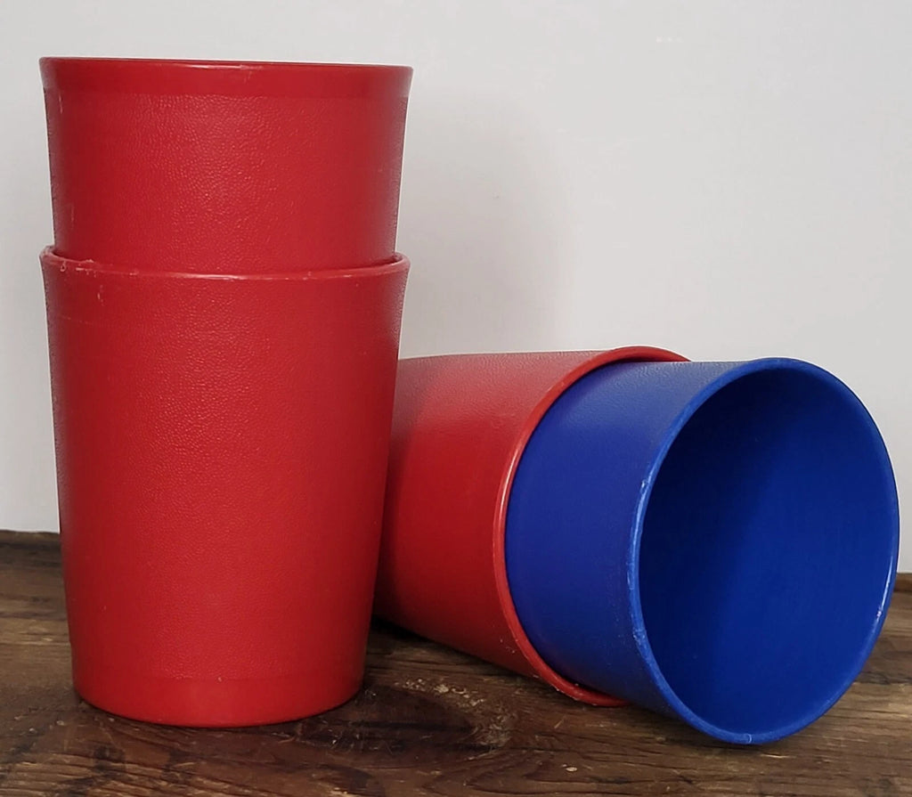 Vintage Set of 4 Tupperware #1251 Children's Tumblers 3 Primary Red 1 Bold Blue | eBay