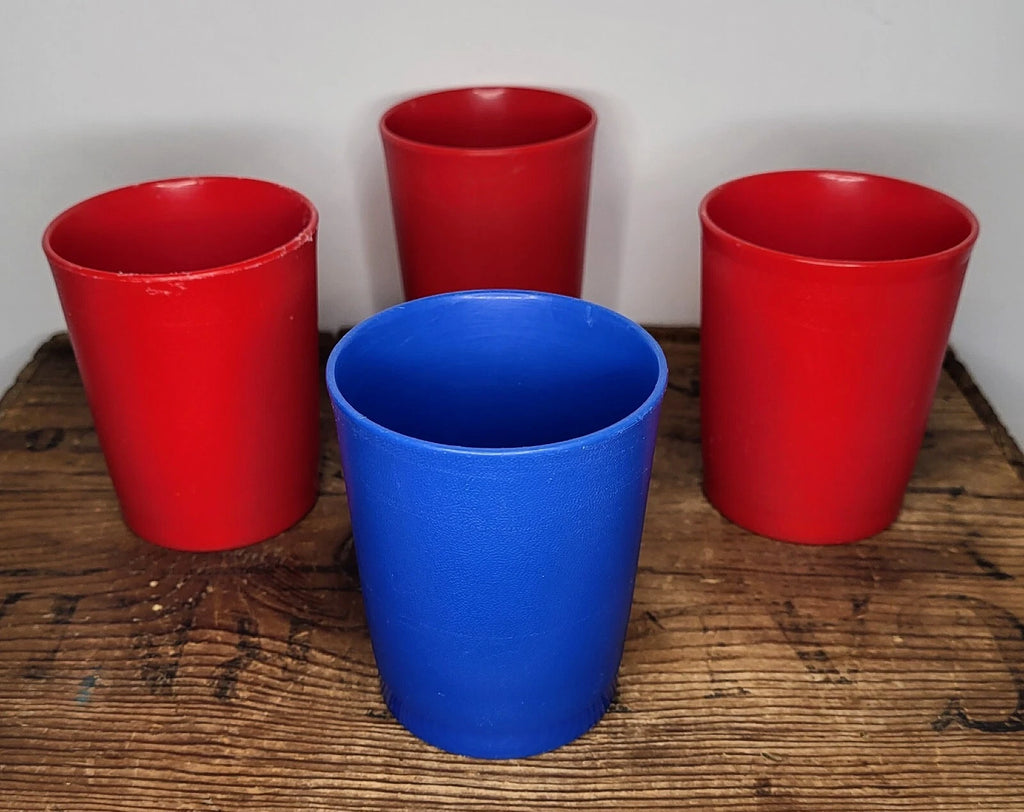 Vintage Set of 4 Tupperware #1251 Children's Tumblers 3 Primary Red 1 Bold Blue | eBay