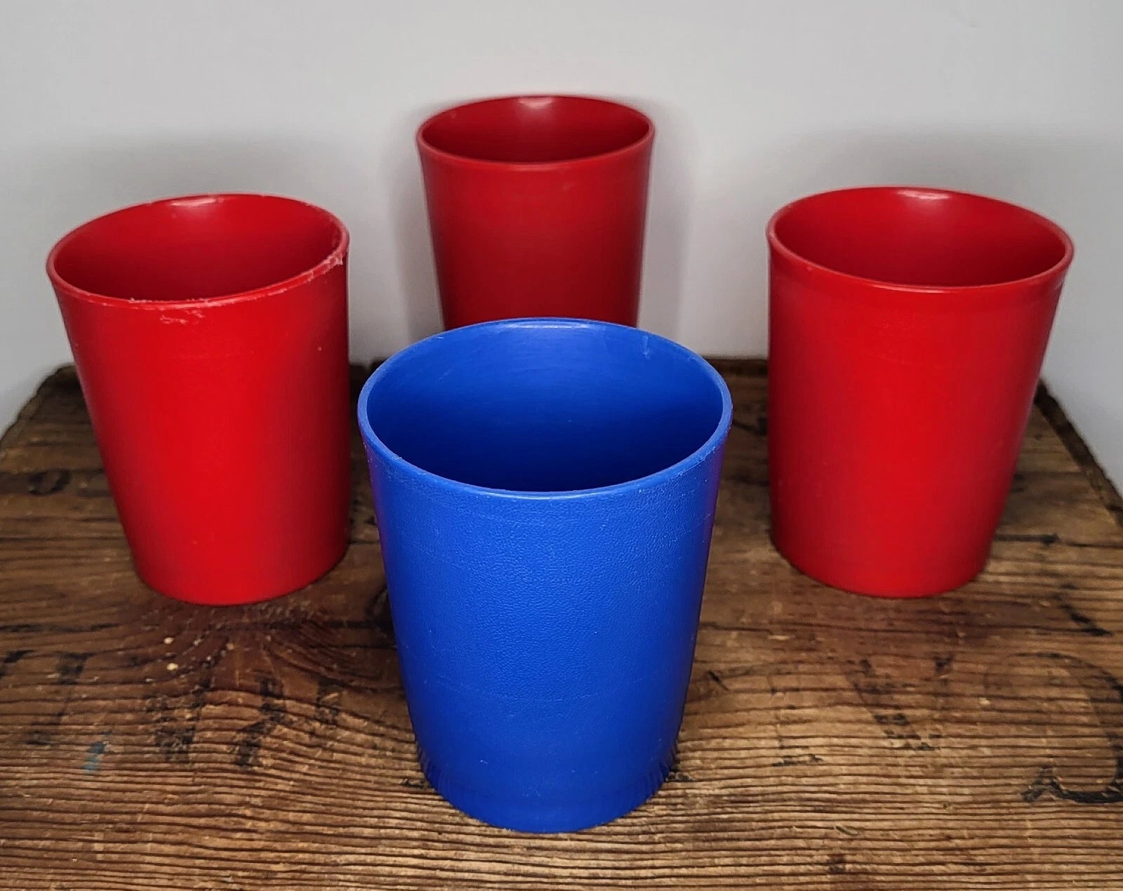 Vintage Set of 4 Tupperware #1251 Children's Tumblers 3 Primary Red 1 Bold Blue | eBay