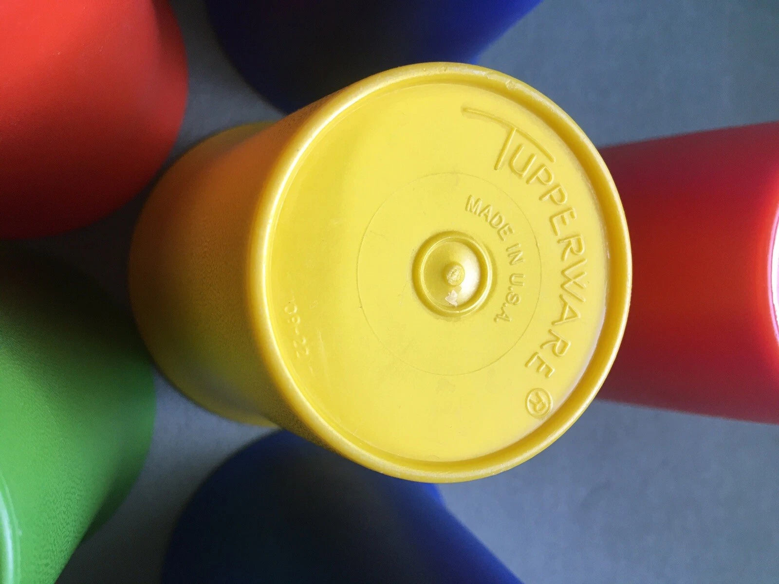 Vintage Tupperware Kids Bell Tumblers Nesting Juice Cups #109 Lot of 6 | eBay