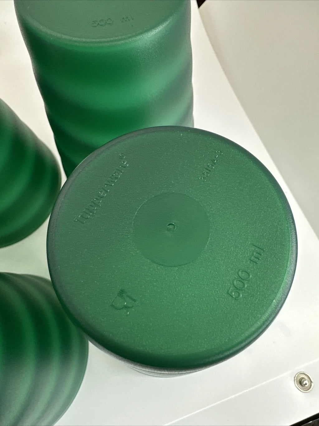 Tupperware Impressions Tumblers (6) Hunter Green & Drip-Less Seal Lids VTG NOS | eBay