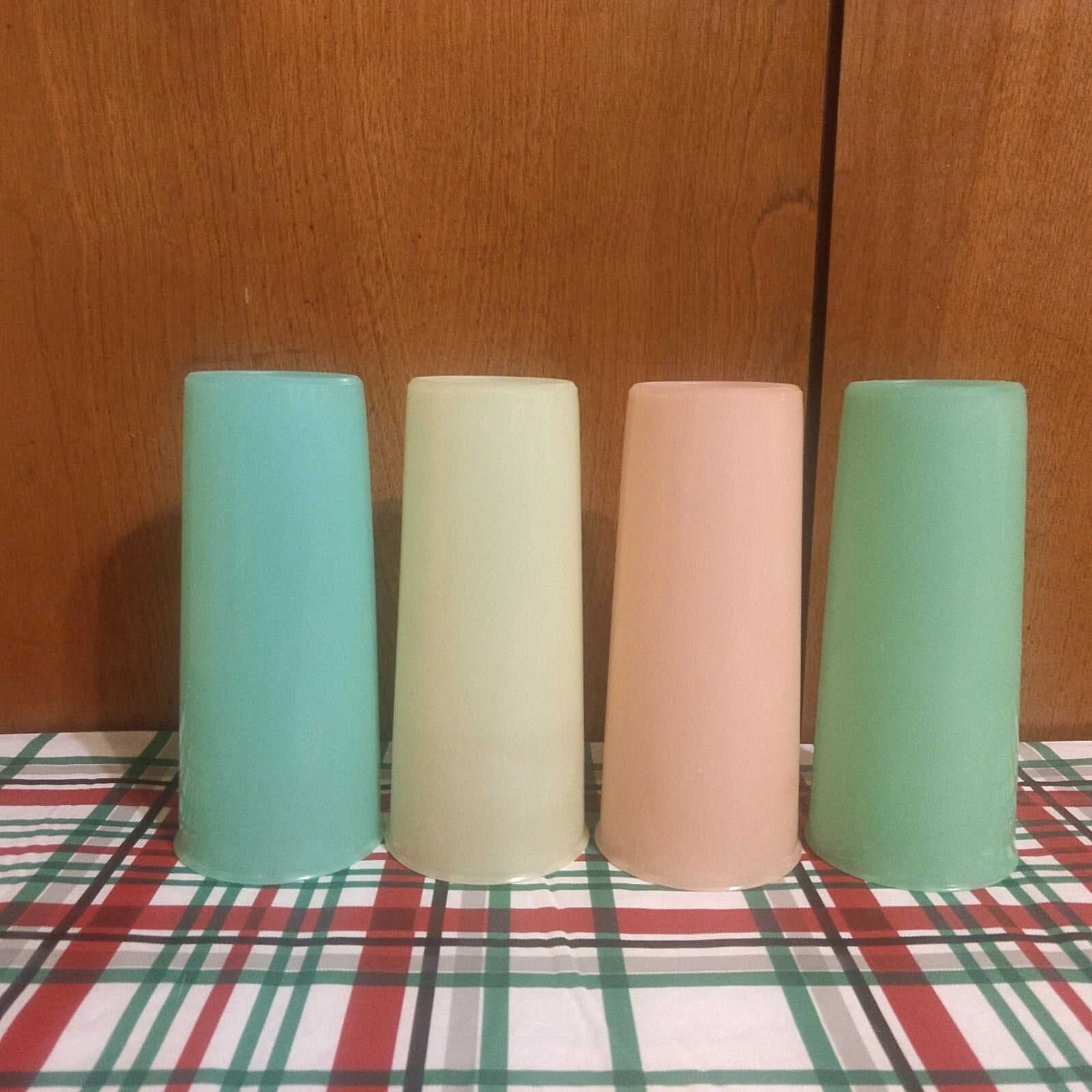 Vintage Tupperware Colorful Plastic Cups 6.5" Lot of 4 | eBay